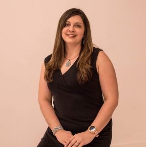 Meet your Posher, Holly